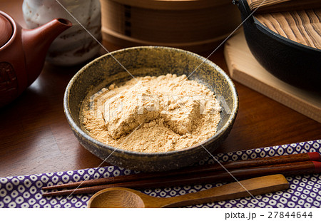 きなこ餅　お餅　黄粉　和食　伝統食 27844644