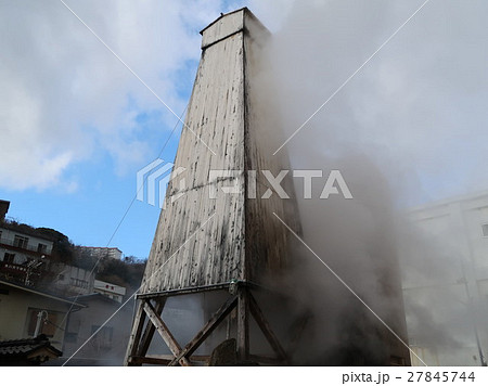 静岡県 伊豆 東伊豆町 熱川温泉 お湯かけ弁財天 湯けむり 27845744