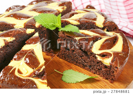 chocolate cake with cheese chocolate cake with cheese 27848681