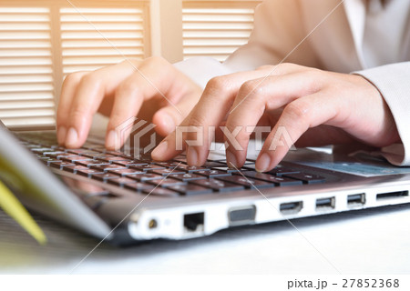 Data entry 27852368