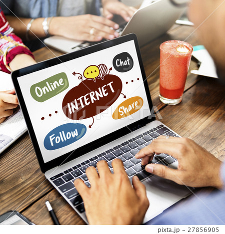 Social Media Word Diagram Concept Social Media Word Diagram Concept 27856905