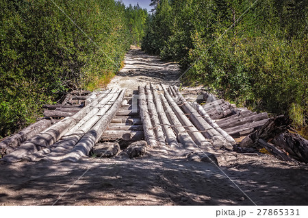 Abandoned Old Wooden Bridge 27865331
