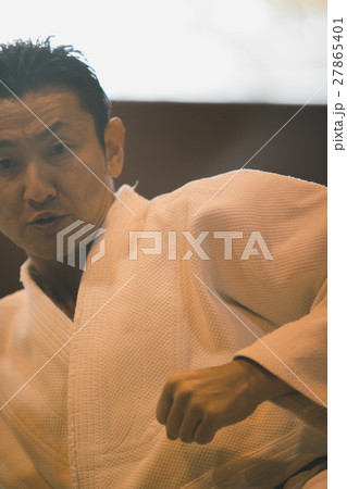 martial artist 27865401