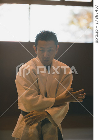 martial artist 27865407