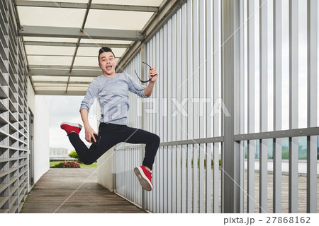 Jumping man 27868162