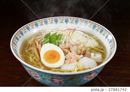 塩ラーメン Japanese Ramen Noodle 塩ラーメン Japanese Ramen Noodle 27881742