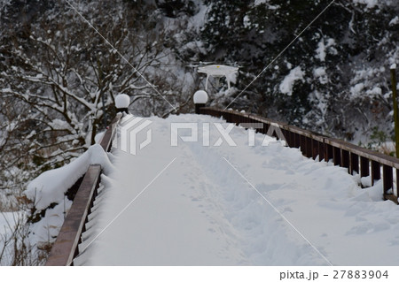 ドローン 27883904