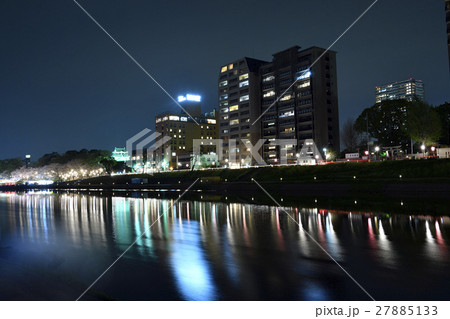 夜桜 27885133