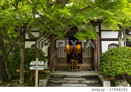 化野念仏寺の新緑 27888282