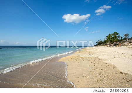 dream beach, Bali Indonesia, Nusa Penida islandの写真素材 [27890208] - PIXTA