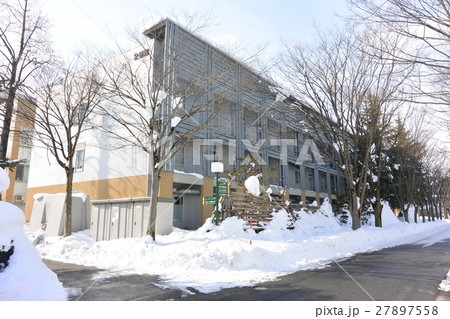 山形大学工学部の冬景色 山形大学工学部の冬景色 27897558