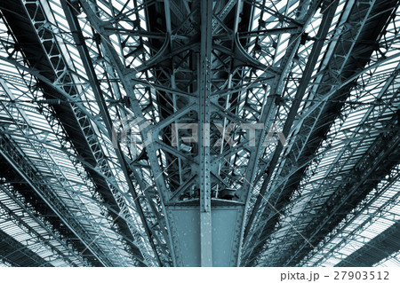 Railway construction canopy.Glass roof structure. 27903512