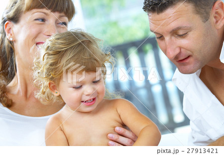 happy family 27913421