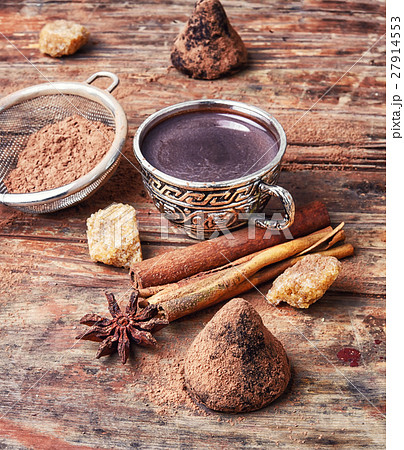 Cup with cocoa Cup with cocoa 27914553