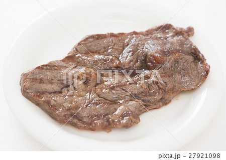 牛肉 肩ロースステーキ 白バック 牛肉 肩ロースステーキ 白バック 27921098