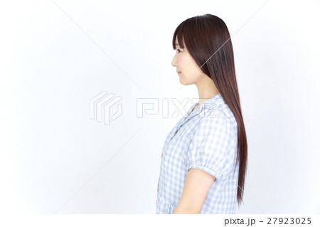 若い女性　美髪　ポートレート 27923025