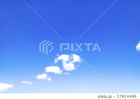 青空 空 雲 冬の空 背景 背景素材 1月 コピースペース 青空 空 雲 冬の空 背景 背景素材 1月 コピースペース 27924499