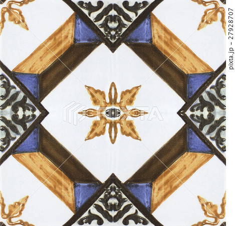 Beautiful ceramic tiles patterns In the park 27928707