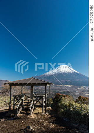 竜ヶ岳　石仏展望台と富士山 27929996