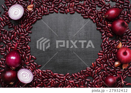 Background with beans, onion and garlic 27932412