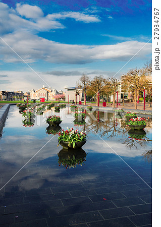 Museumplein square in Amsterdam 27934767