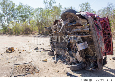 demonstrate of car bomb in post blast training demonstrate of car bomb in post blast training 27941313