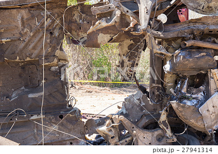 demonstrate of car bomb in post blast training demonstrate of car bomb in post blast training 27941314