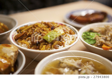 焼肉丼 滷肉飯 魯肉飯 27943800