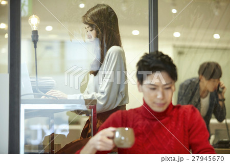 デザインオフィス 27945670