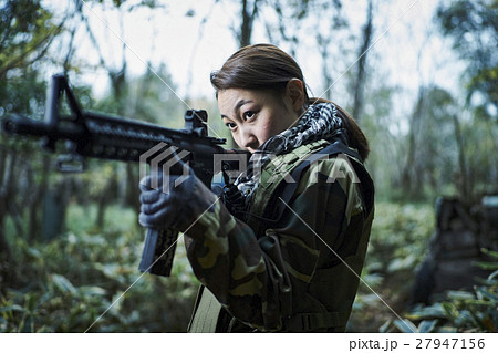サバイバルゲーム ポートレート サバイバルゲーム ポートレート 27947156