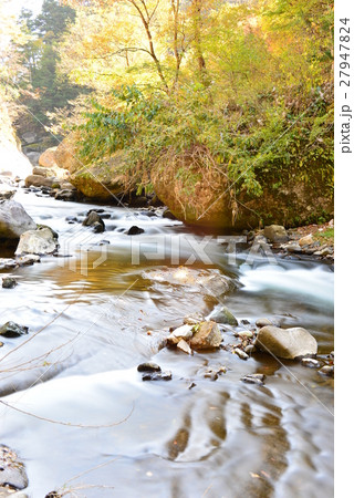 差切峡麻績川の水面 差切峡麻績川の水面 27947824
