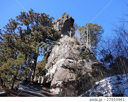 榛名神社の御姿岩（みすがたいわ） 27950961