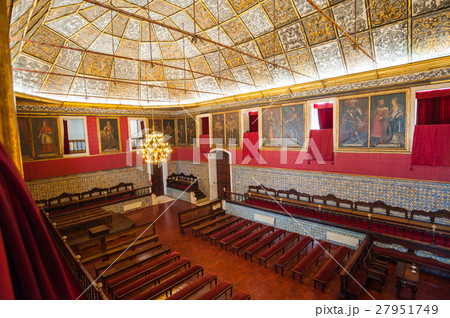 Portugal, Coimbra コインブラ大学・帽子の間 Portugal, Coimbra コインブラ大学・帽子の間 27951749