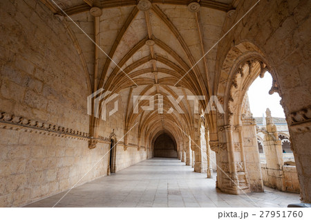 Portugal, Lisbon ジェロニモス修道院　回廊 27951760