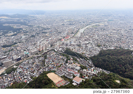 兵庫県宝塚市を空撮 27967360
