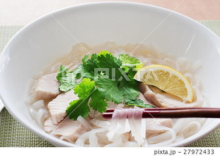 鶏肉のフォー 鶏肉のフォー 27972433