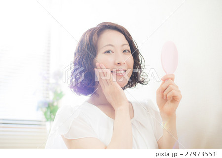 女性 ビューティー 女性 ビューティー 27973551