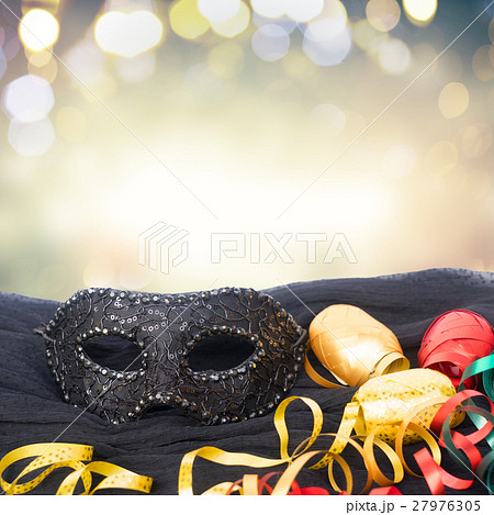 Mask with masquerade decorations 27976305