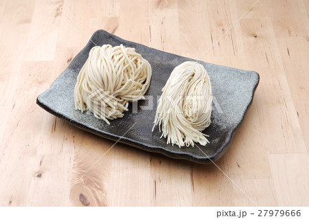 生麺 生麺 27979666