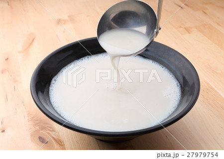 豚骨スープ 27979754