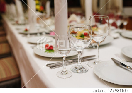 beautiful table setting for a wedding dinner in beautiful table setting for a wedding dinner in 27981635