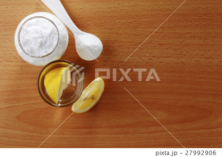 baking soda baking soda 27992906