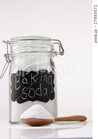 baking soda 27993071