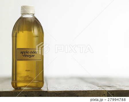 apple cider vinegar 27994788
