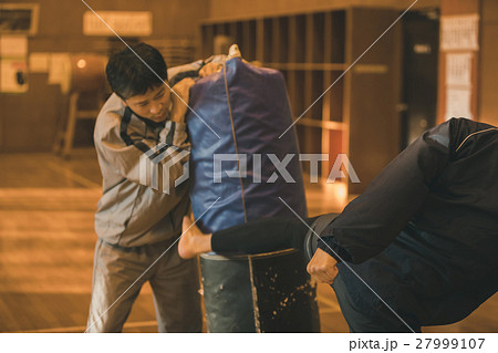 martial artist 27999107