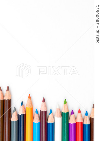 Colouring pencils isolated on white background 28000651