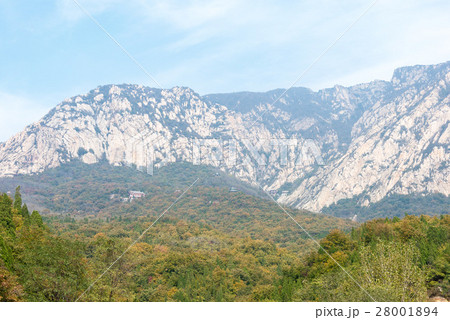 中国・河南省登封 嵩山(太室山) 中国・河南省登封 嵩山(太室山) 28001894