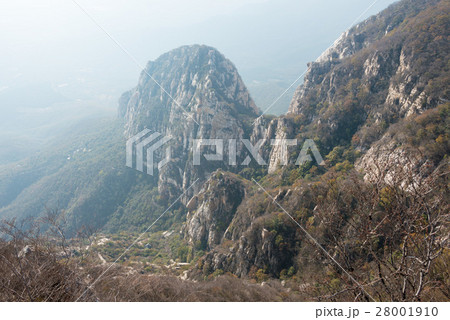 中国・河南省登封　嵩山（太室山） 28001910