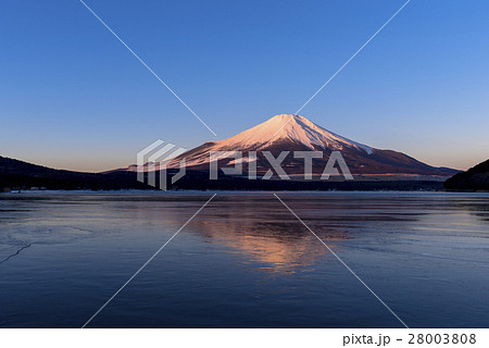 山中湖より紅富士 28003808