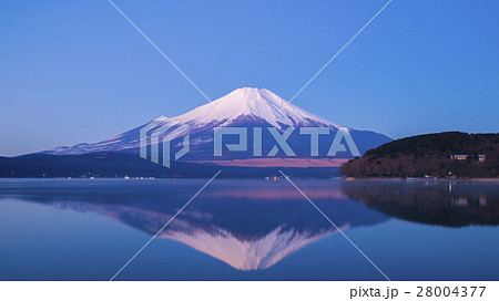 夜明けの富士山　16：9 28004377